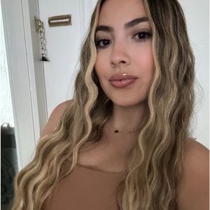 Meet your Posher, Samantha